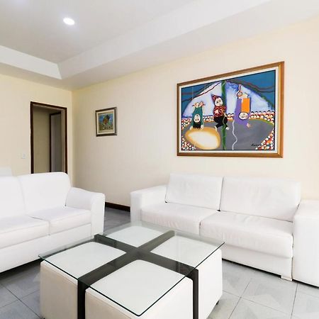Enorme Apartamento Na Av Atlantica ริโอเดจาเนโร ภายนอก รูปภาพ
